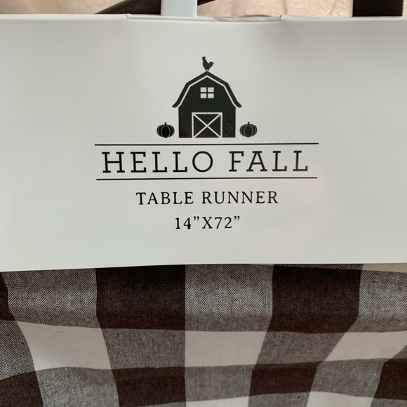 Fall table runner - Picture 3 of 3